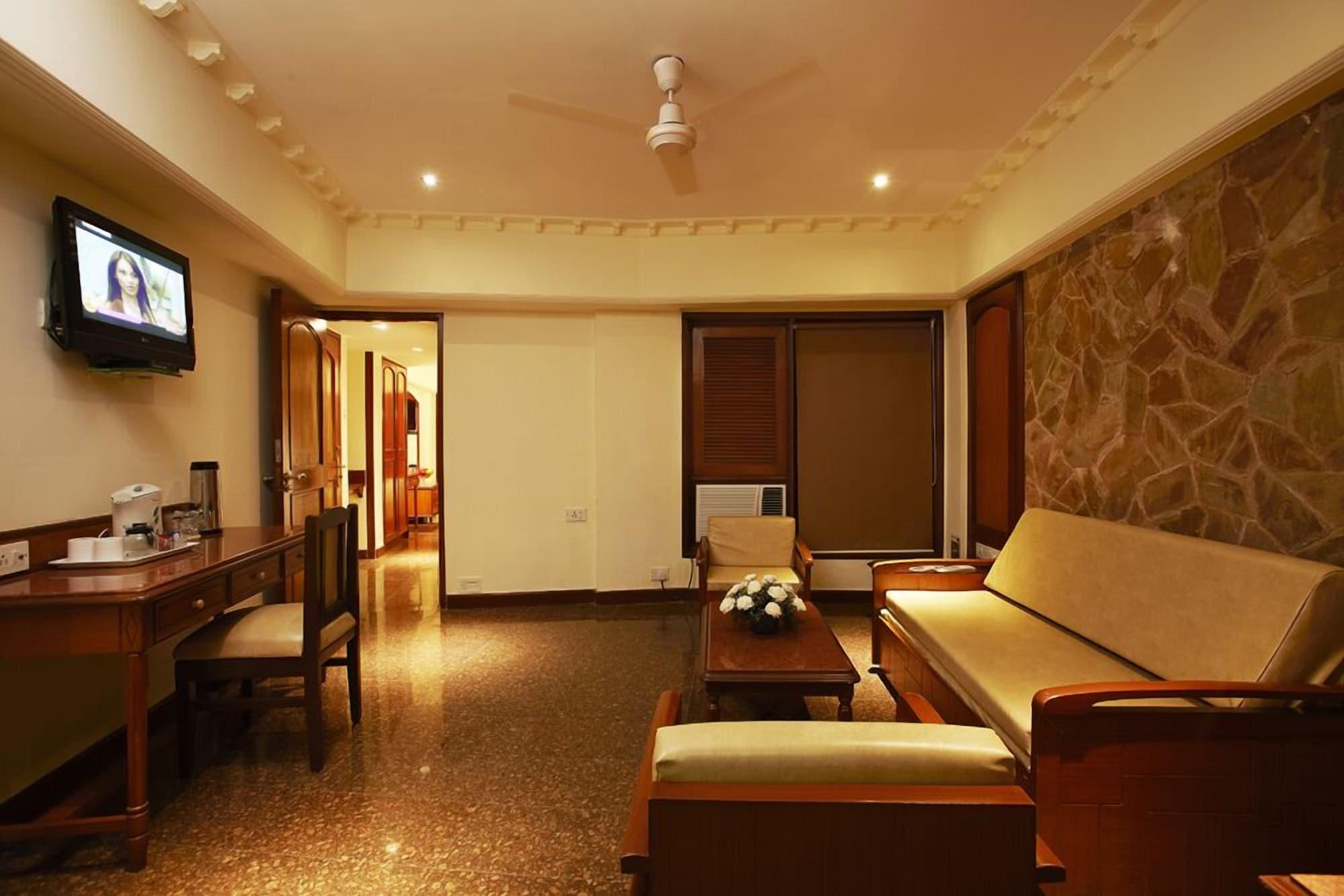 Bloom Hotel - Juhu Мумбаї Екстер'єр фото